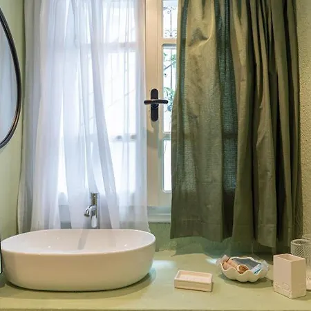 Hotel Triton Authentic Cretan 4*