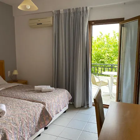 Triton Authentic Cretan 4* Tsoútsouros