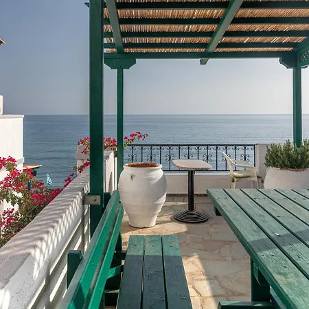 Triton Authentic Cretan 4* Tsoútsouros