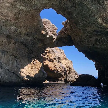 Triton Authentic Cretan 4*